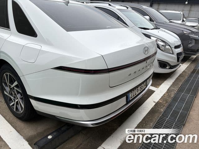Hyundai Grandeur 2022 — Фото 3/5