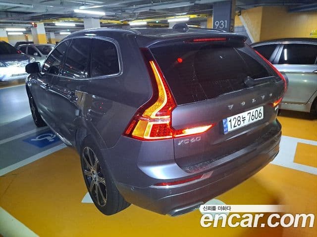 Volvo XC60 2019 — Фото 5/20