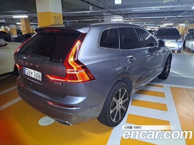 Volvo XC60 2019 — Фото 6/20