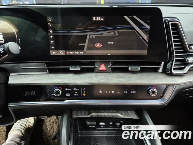 Kia Sportage 2022 — ფოტო 12/20