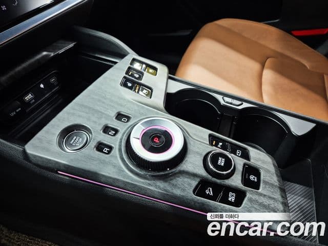Kia Sportage 2022 — ფოტო 14/20