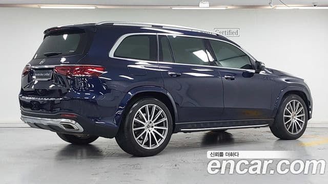 Mercedes-Benz GLS-Class 2021 — Photo 15/20