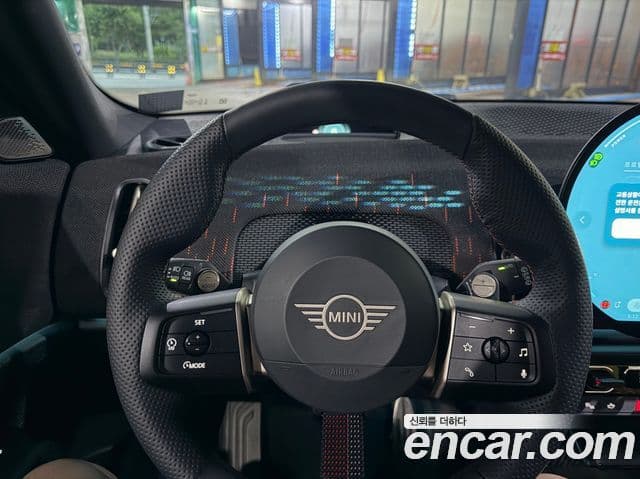Mini Cooper S Countryman 2024 — ფოტო 12/19