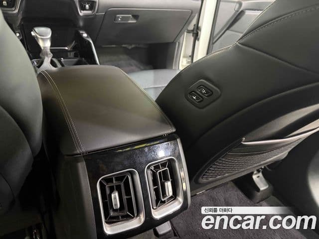 Kia Sorento 2021 — Фото 10/20