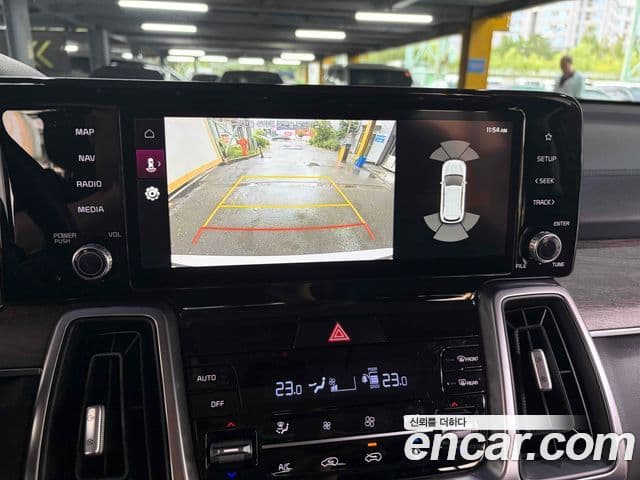 Kia Sorento 2021 — Фото 18/20
