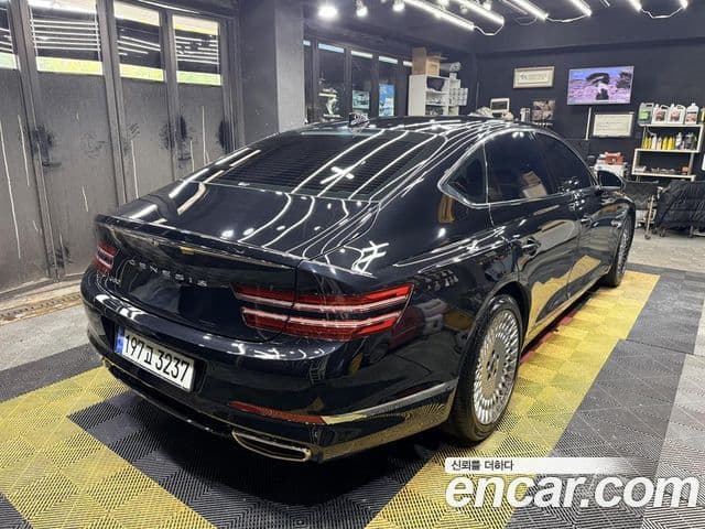 Genesis Electrified G80 2022 — Şəkil 3/20