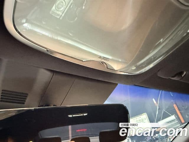 Genesis Electrified G80 2022 — Şəkil 12/20