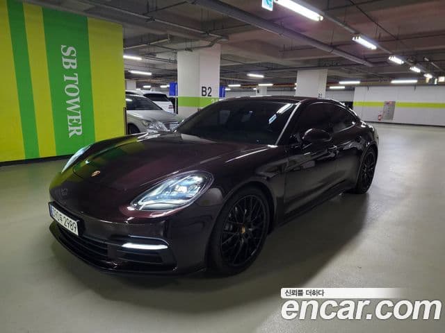Porsche Panamera 2018 — Photo 7/20