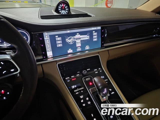 Porsche Panamera 2018 — Photo 4/20