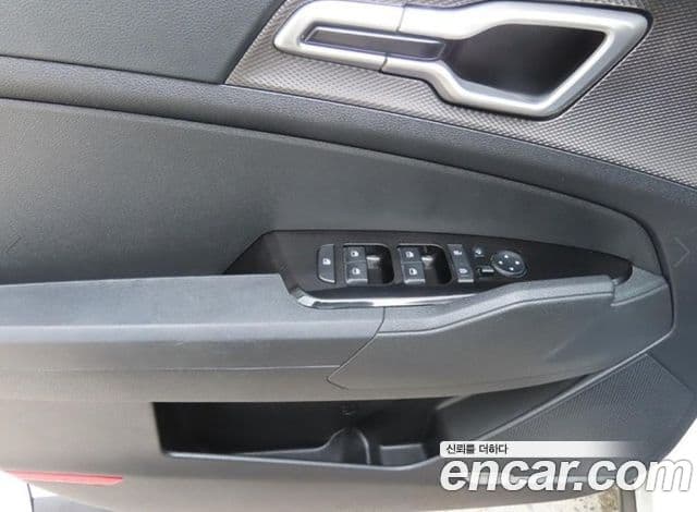 Kia Sportage 2022 — Şəkil 9/20