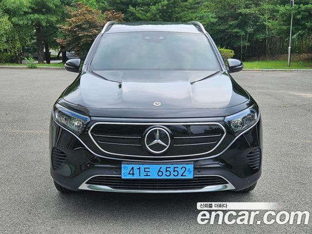 Mercedes-Benz EQB 2024 — ფოტო 7/20