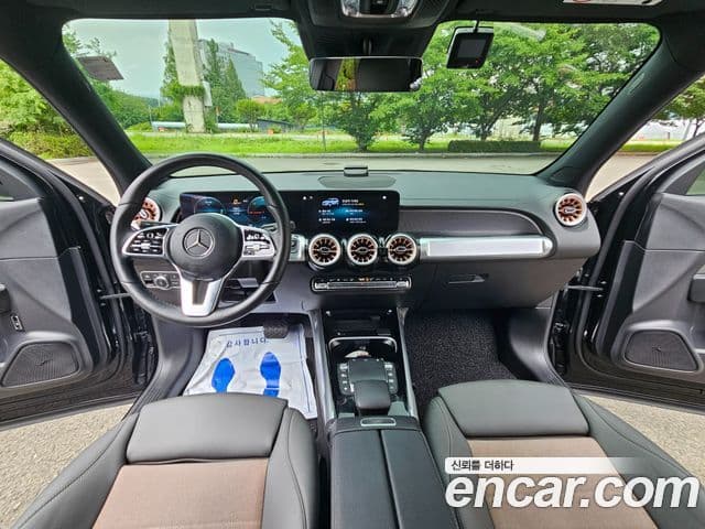 Mercedes-Benz EQB 2024 — ფოტო 12/20