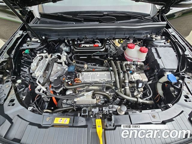 Mercedes-Benz EQB 2024 — ფოტო 14/20