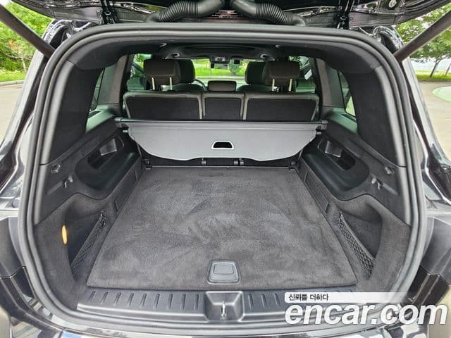 Mercedes-Benz EQB 2024 — ფოტო 15/20