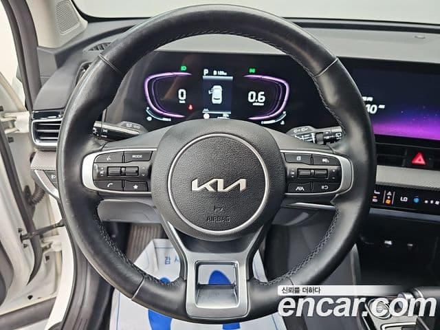 Kia Sportage 2022 — Şəkil 11/18