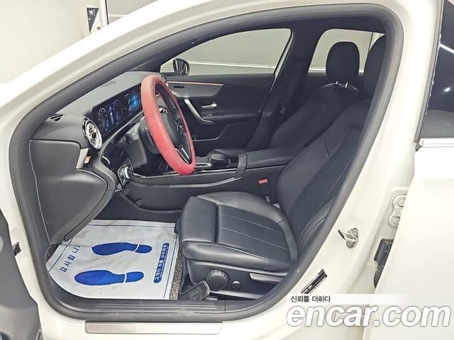 Mercedes-Benz A-Class 2022 — Şəkil 9/19