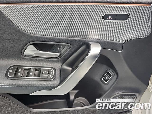 Mercedes-Benz A-Class 2022 — Şəkil 14/19
