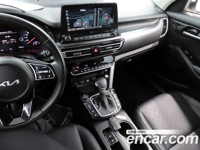 Kia Seltos 2022 — Şəkil 9/20