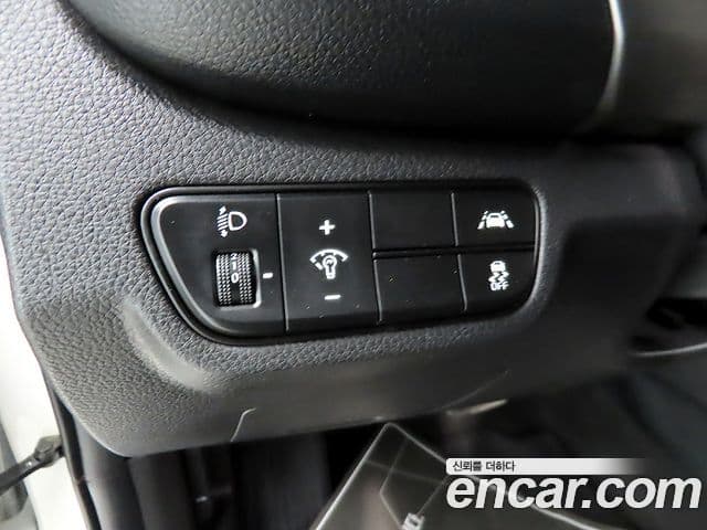 Kia Seltos 2022 — Şəkil 15/20
