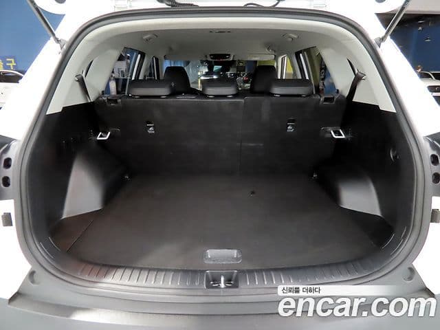 Kia Seltos 2022 — Şəkil 17/20