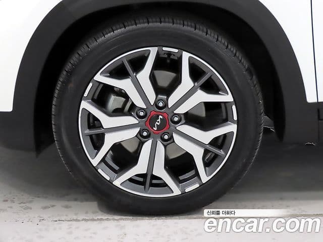 Kia Seltos 2022 — Şəkil 20/20