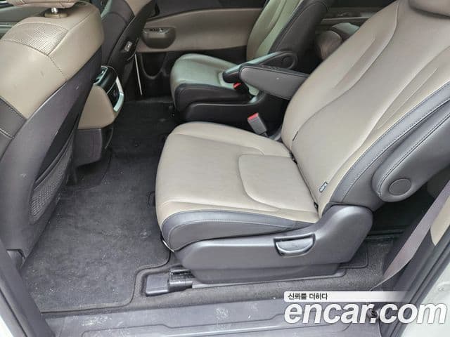 Kia Carnival 2024 — Şəkil 6/14