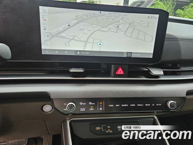 Kia Carnival 2024 — Şəkil 11/14