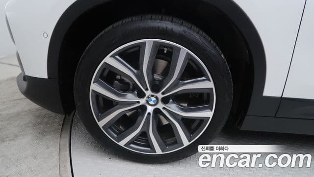 BMW X2 2021 — ფოტო 4/20