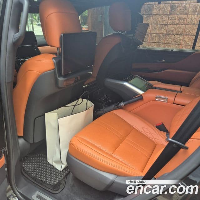 Lexus LX 2025 — ფოტო 6/15