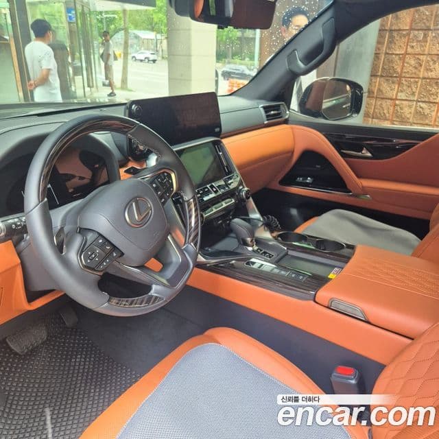 Lexus LX 2025 — ფოტო 10/15