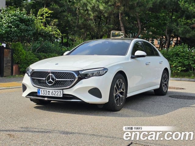 Mercedes-Benz E-Class 2025 — ფოტო 9/17