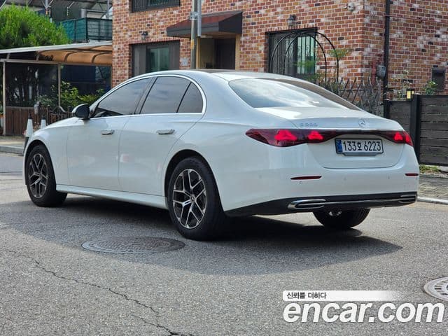Mercedes-Benz E-Class 2025 — ფოტო 3/17