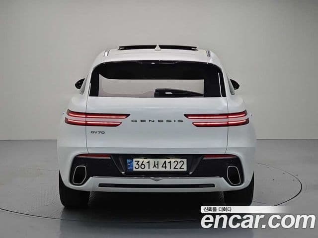 Genesis GV70 2021 — Şəkil 2/18