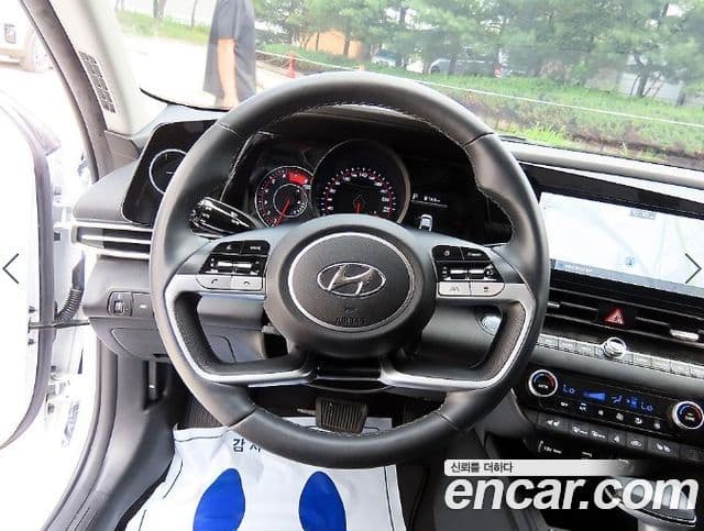 Hyundai Avante 2022 — ფოტო 8/19