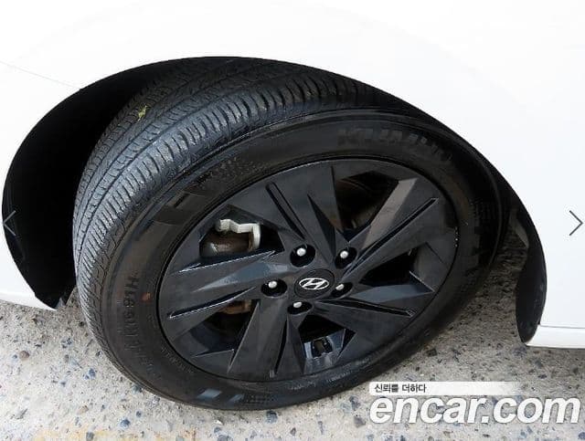 Hyundai Avante 2022 — ფოტო 19/19