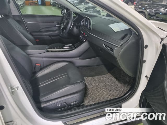 Hyundai Sonata 2022 — Şəkil 11/18