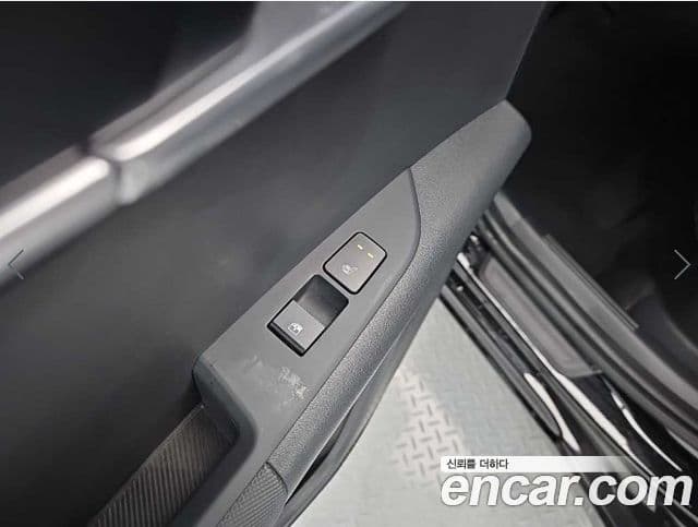 Kia Niro 2022 — ფოტო 12/18