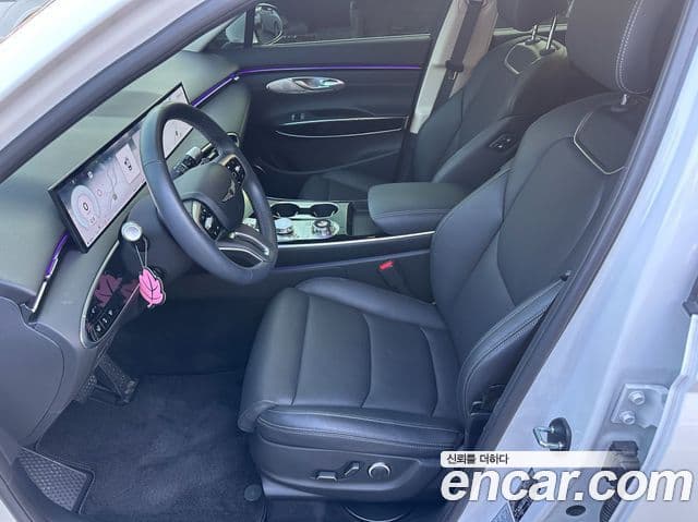 Genesis GV70 2025 — Şəkil 14/20