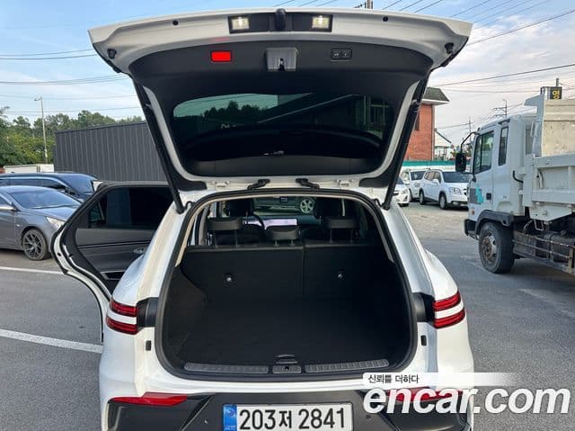 Genesis GV70 2025 — Şəkil 19/20