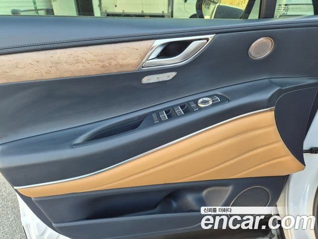 Genesis GV80 2021 — Photo 14/19
