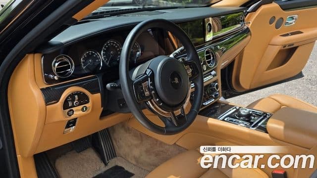 Rolls-Royce Ghost 2021 — Şəkil 14/15