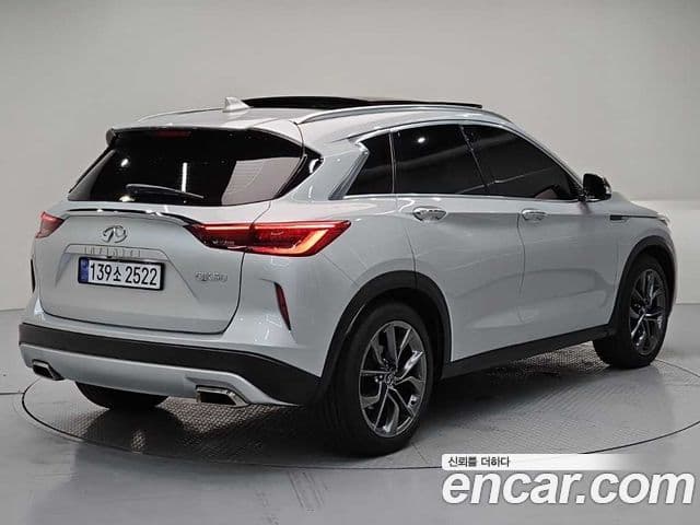Infiniti QX50 2019 — Şəkil 18/20