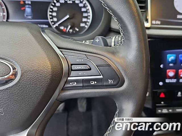 Infiniti QX50 2019 — Şəkil 9/20