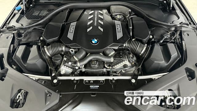 BMW 8 Series 2024 — Şəkil 5/20