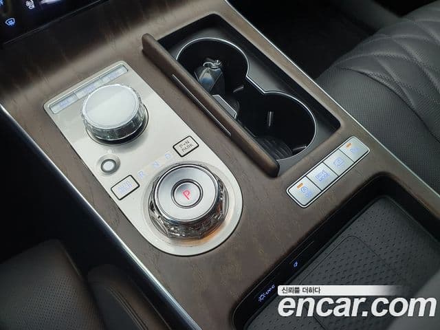 Genesis Electrified G80 2024 — Şəkil 7/20