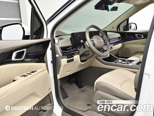 Kia Carnival 2024 — Фото 10/20