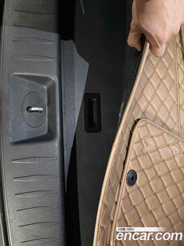 Kia Carnival 2024 — Фото 13/19