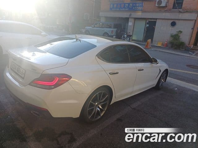 Genesis G70 2019 — Şəkil 13/20