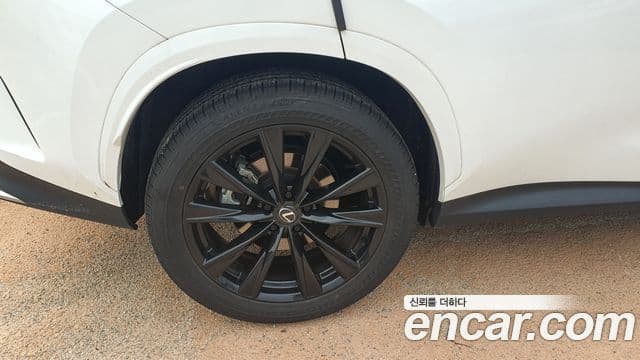 Lexus NX450h+ 2025 — Şəkil 4/17