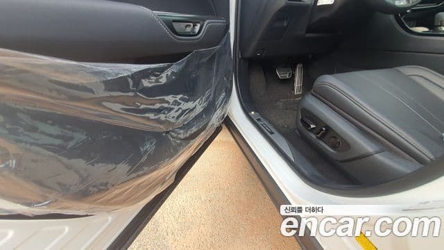 Lexus NX450h+ 2025 — Şəkil 15/17